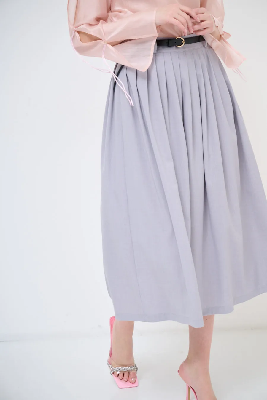 High-waist pleated midi skirt wholesale