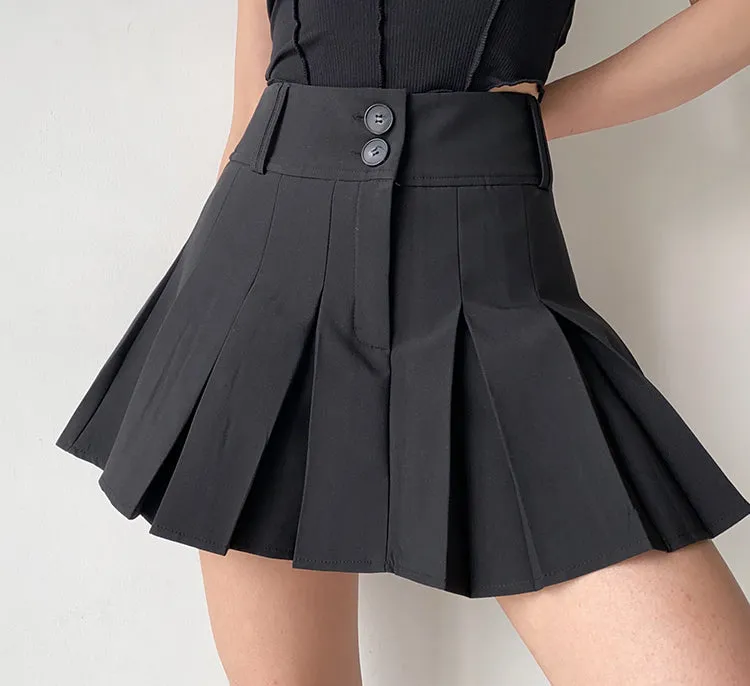 Wenkouban - Campus Drama Button Pleated Skirt